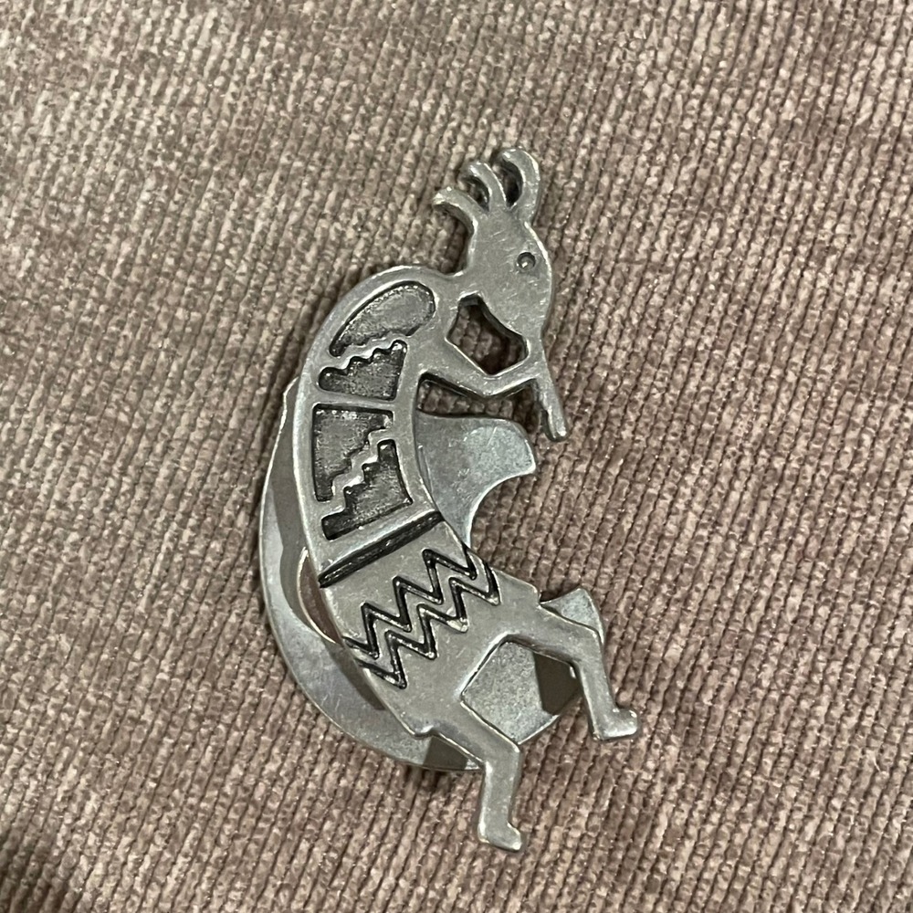 Vintage BW Kokopelli and Bear Magnetic Brooch Set Silver Tone‎ Southwest Tribal